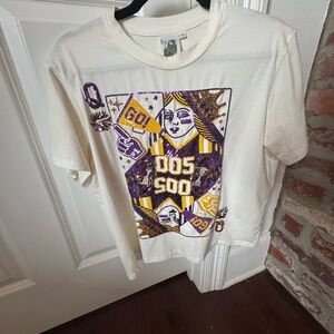 QUEEN OF SPARKLES LSU 005 tshirt size small